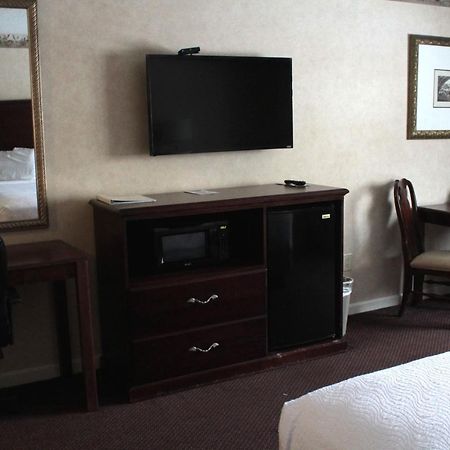 Shiretown Inn & Suites Houlton Zewnętrze zdjęcie